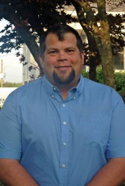 Matt Miller, Hilltop Pools and Spas Inc.: Matt’s construction and design experience, as well as his technology background, makes him one of the best pool designers in the country. He has revolutionized our data systems and design processes, and directs external operations, which includes our construction program. Matt grew up in our company, starting part-time in high school, and becoming full time after college.