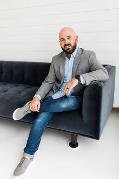 Brad HolleyPure Design