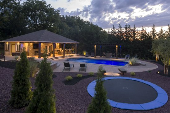 Gold:
Renovation — Vinyl
Stonewall Design & Construction, 
Shrewsbury, Pa.